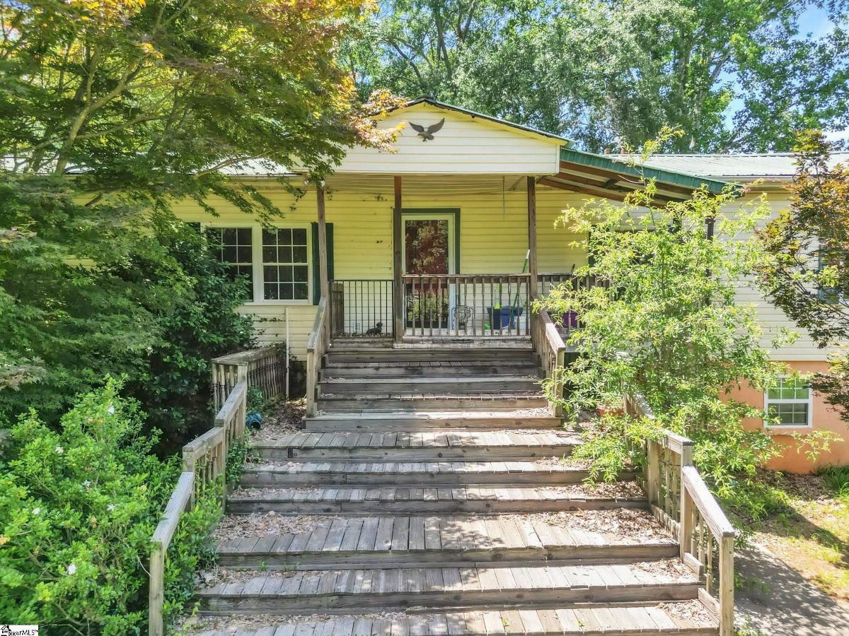 602 Harper Road