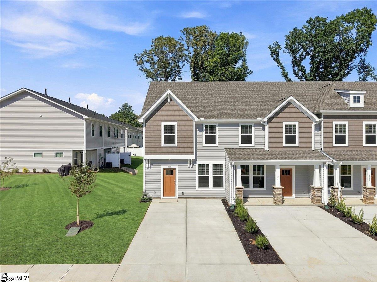239 Islay Way