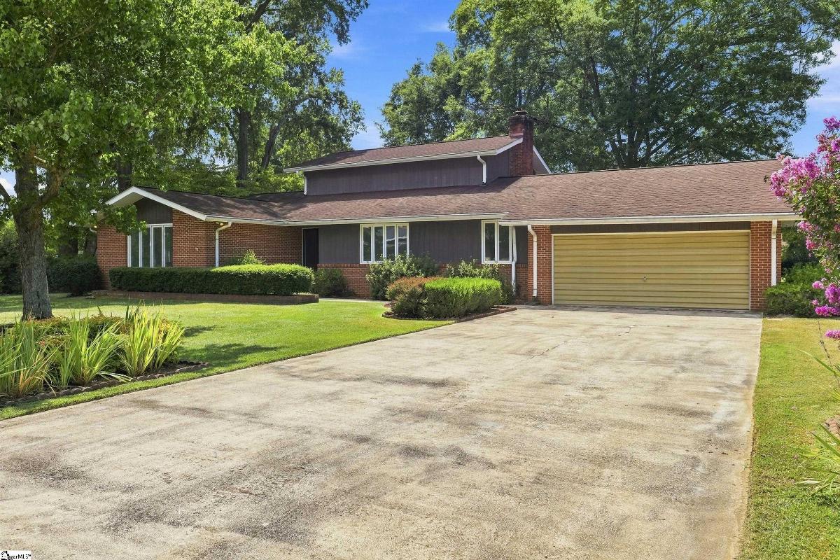 2901 Echo Trail