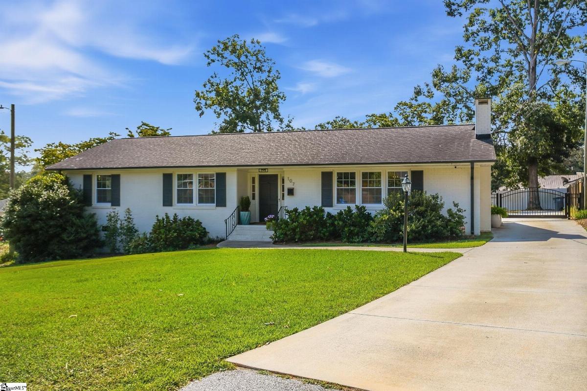 107 Birchwood Drive