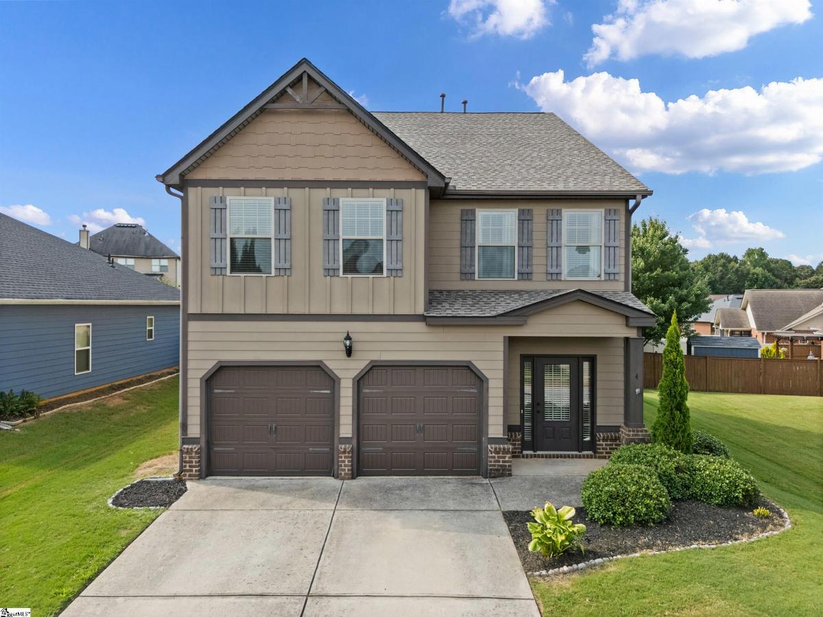 4 Dandie Drive