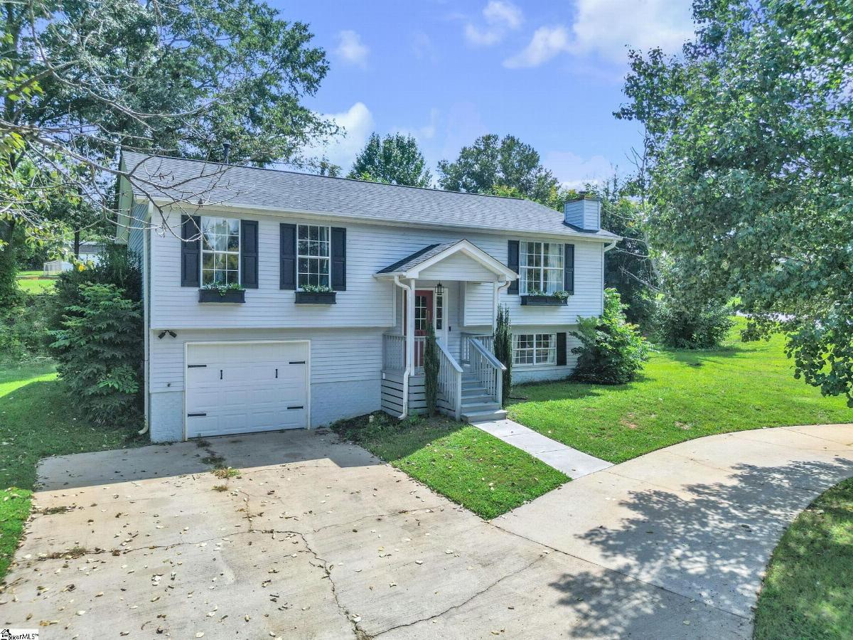 431 Maplewood Circle