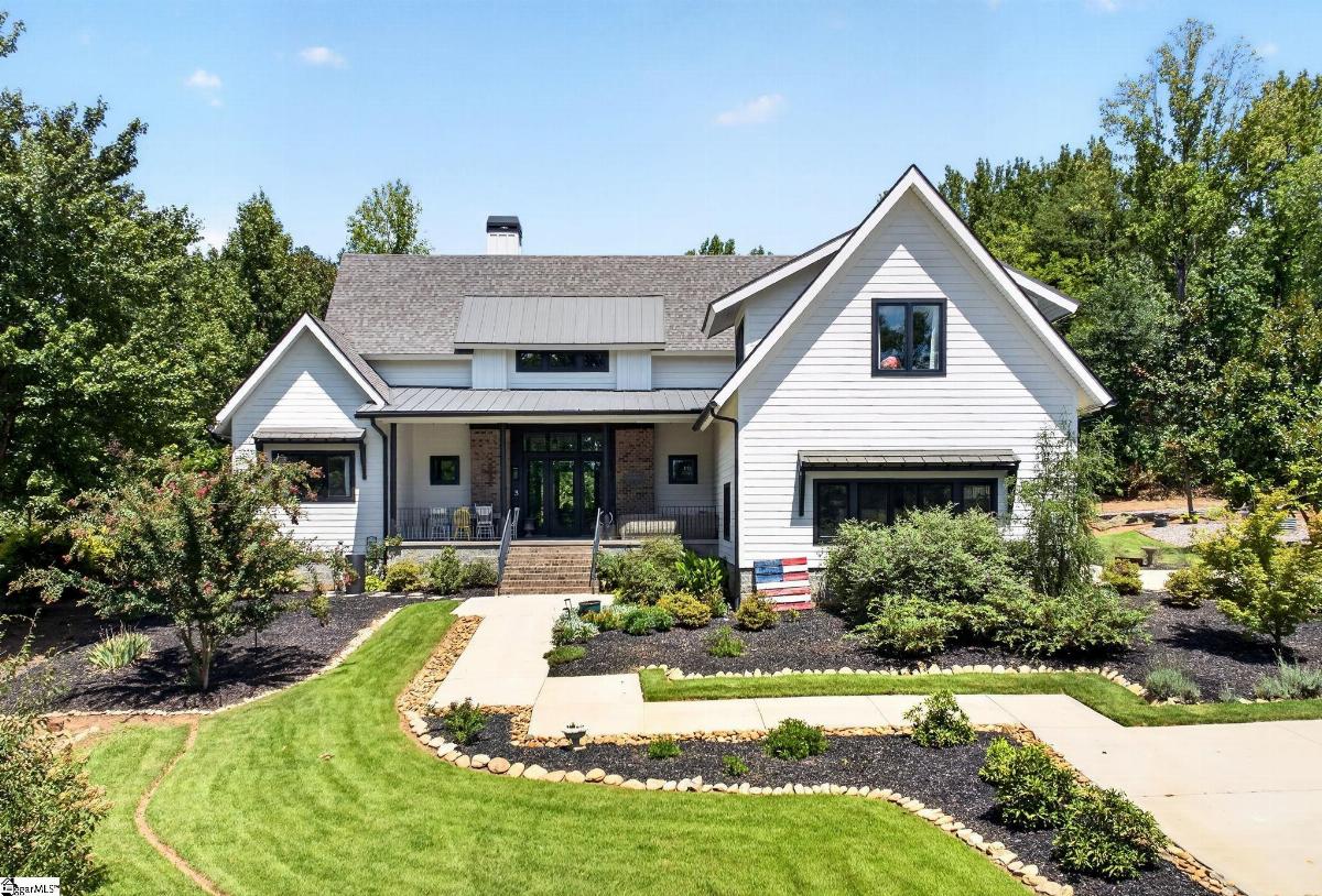 3 Hall Road