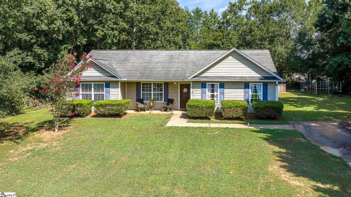 208 Redfern Court