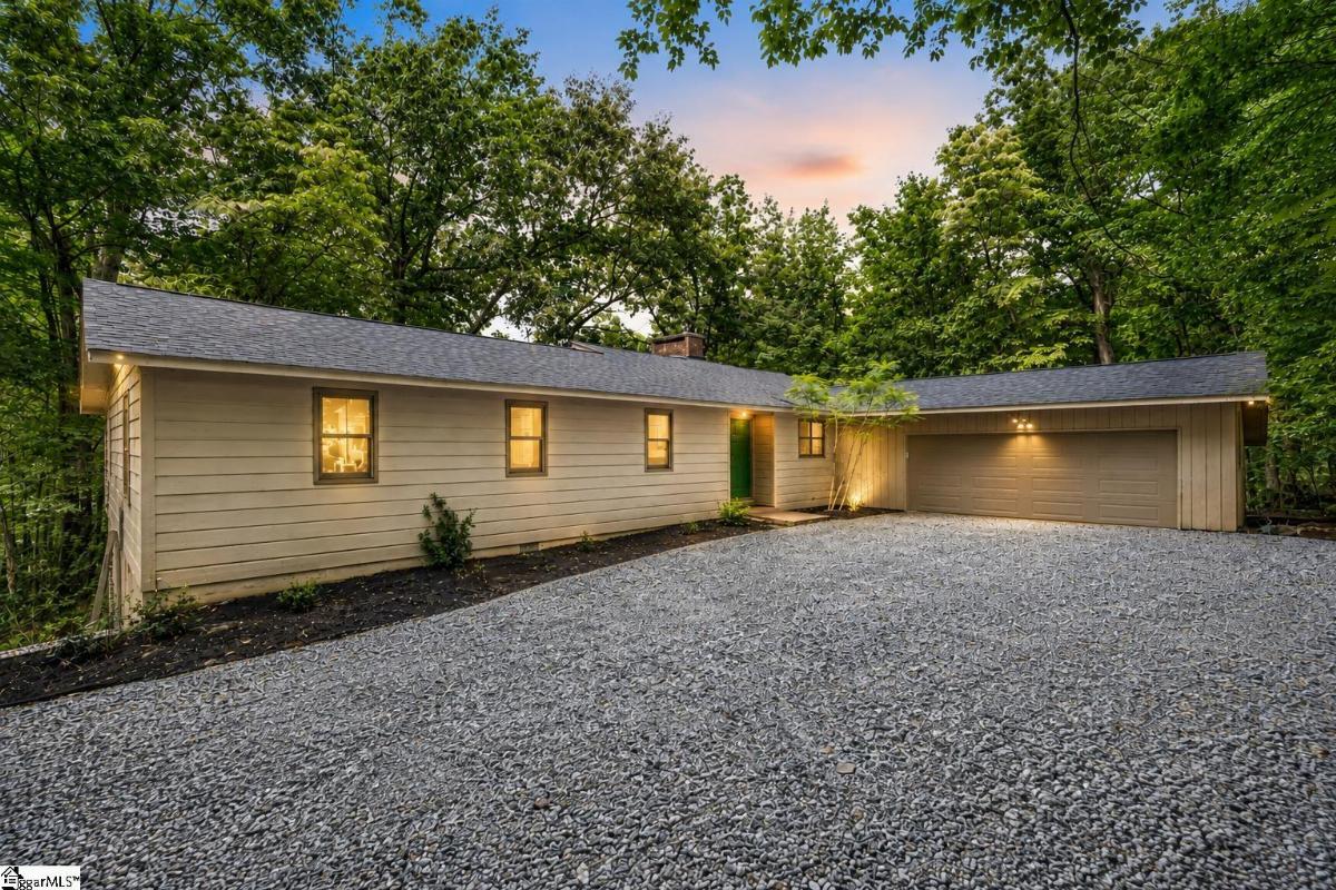 215 Hearthstone Ridge Road