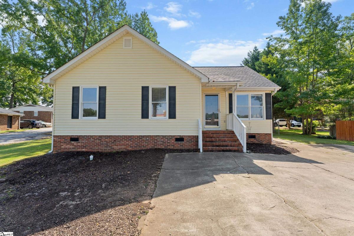 302 Valley View Road