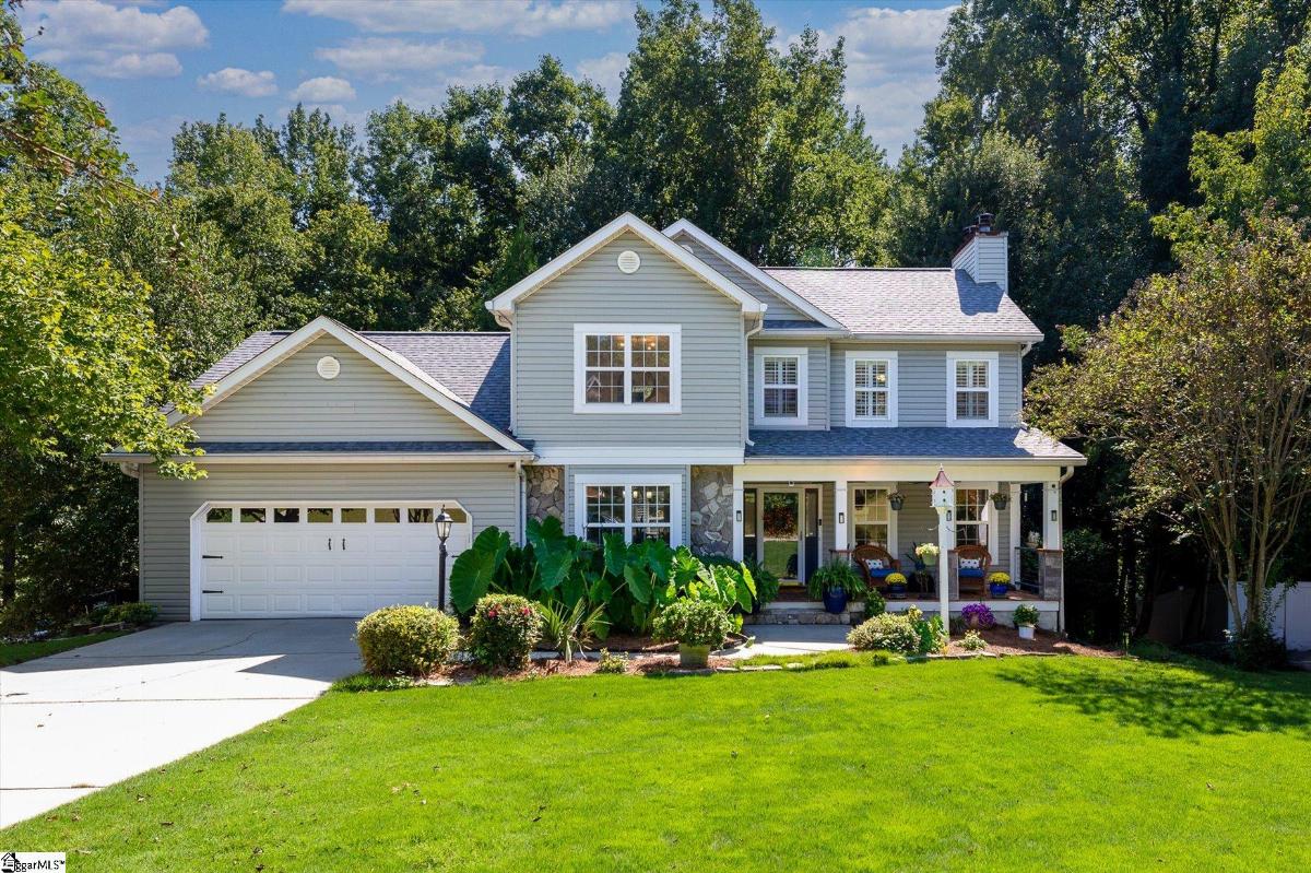 405 Foxhound Road
