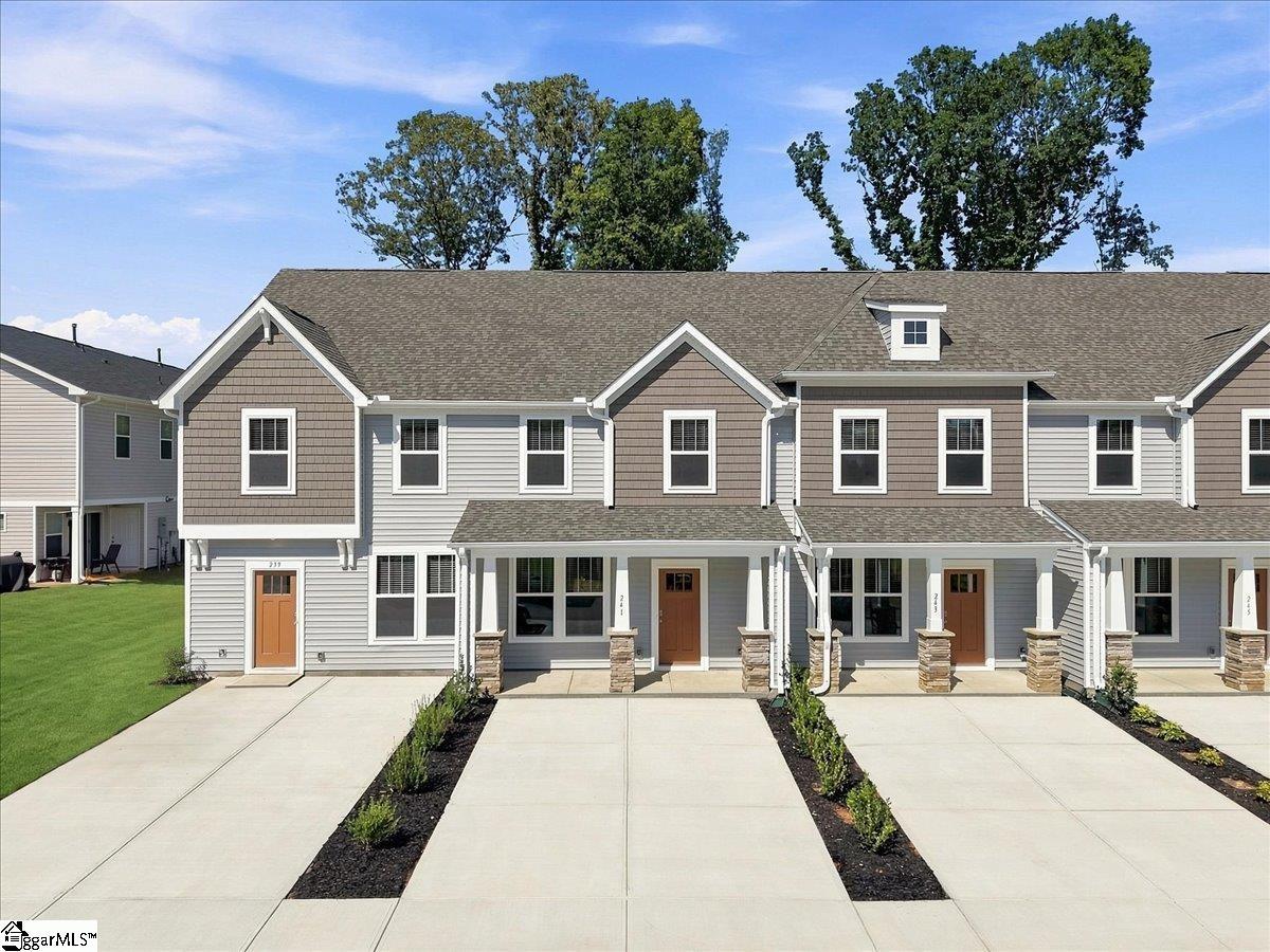 241 Islay Way