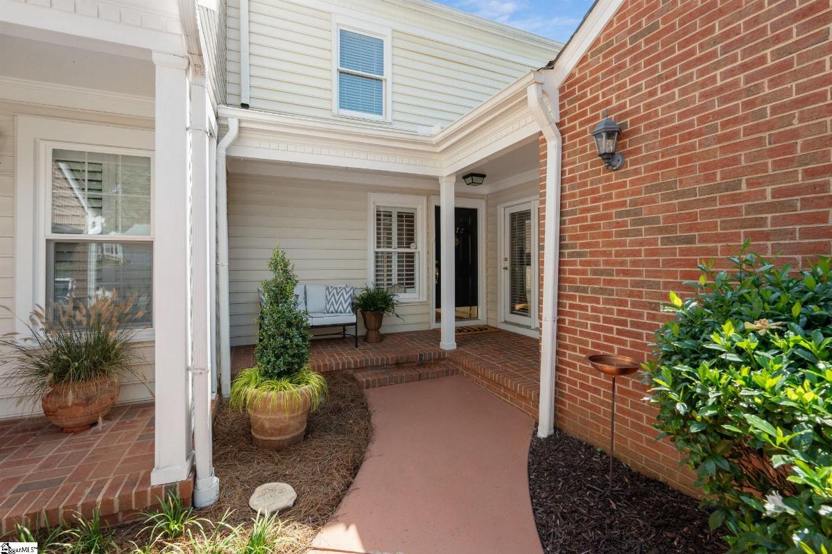 1272 Shadow Way