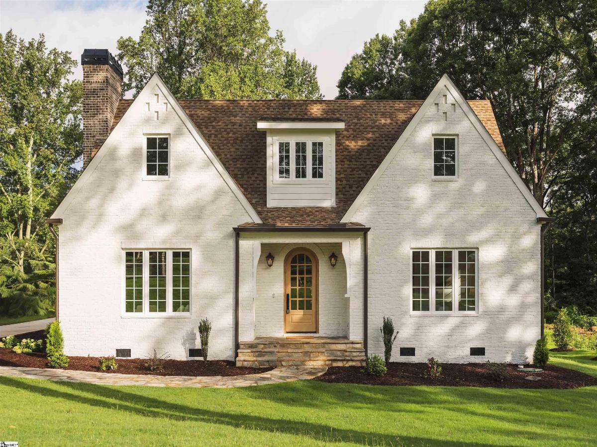 15 Country Squire Court