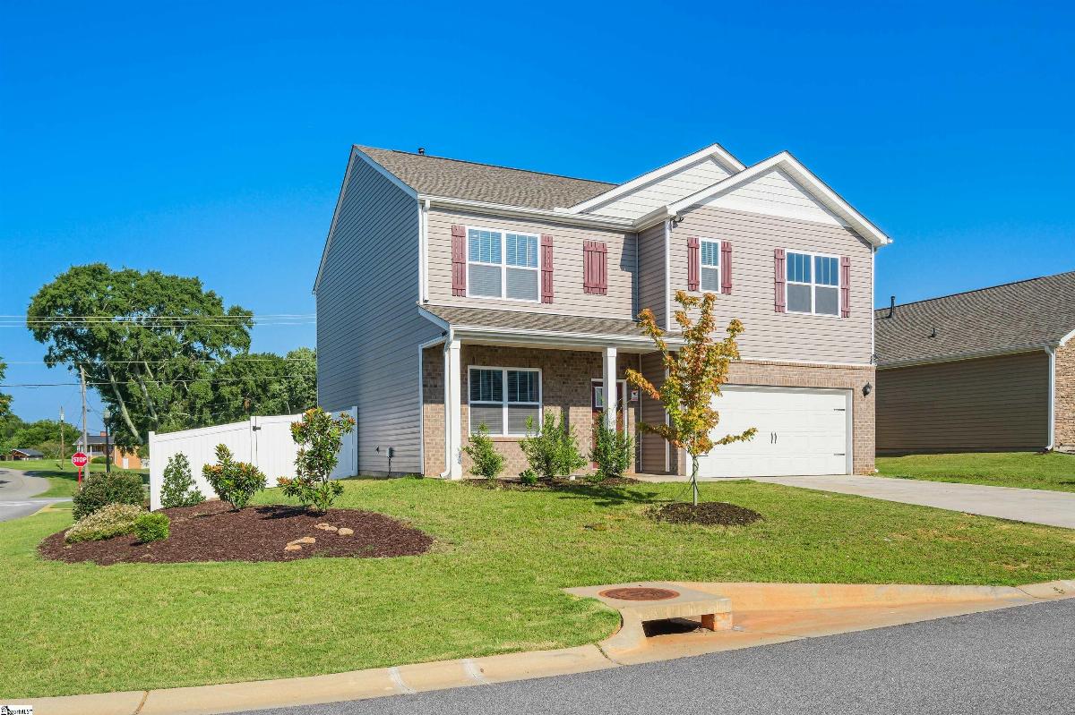 220 Slateford Circle