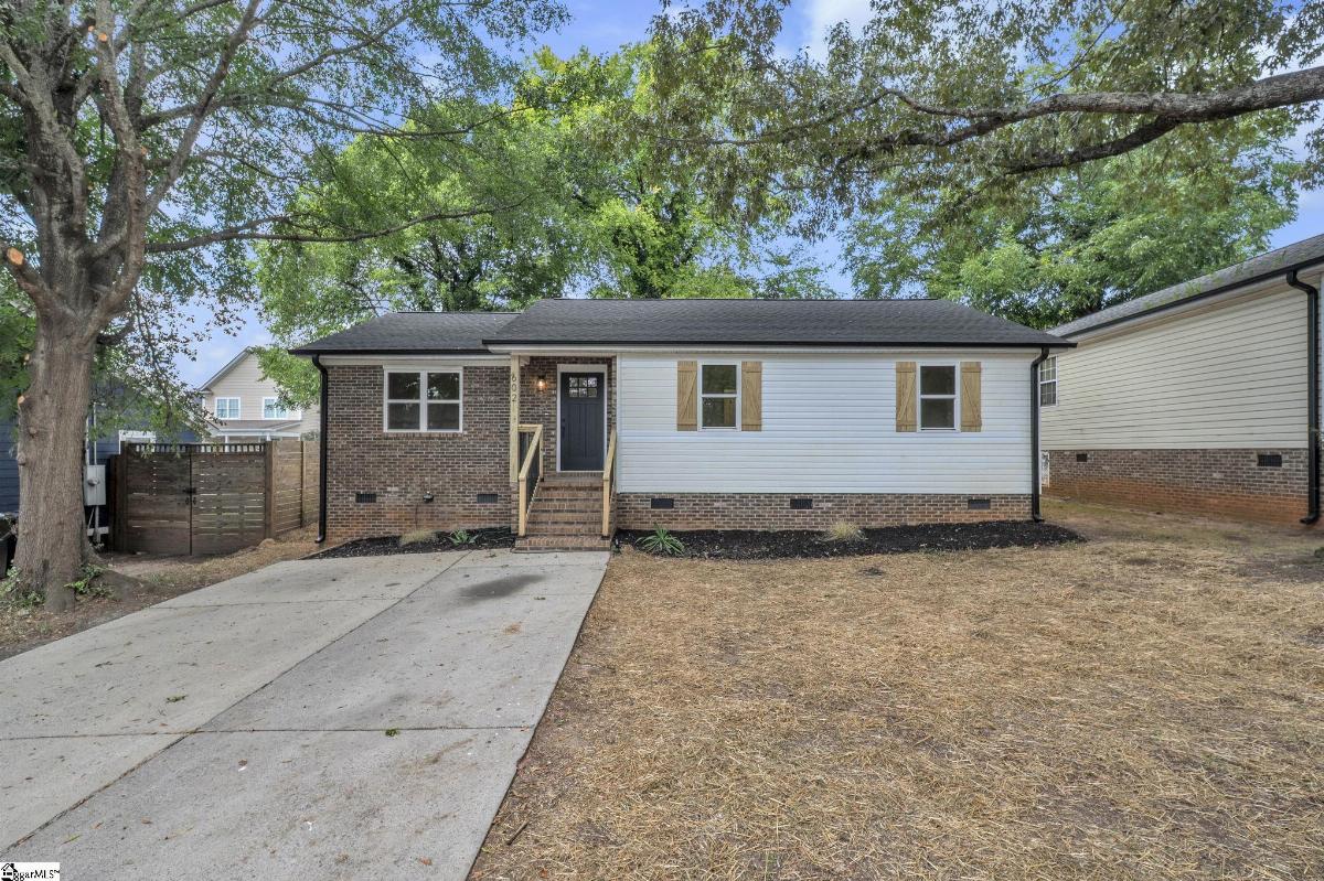 602 Green Avenue