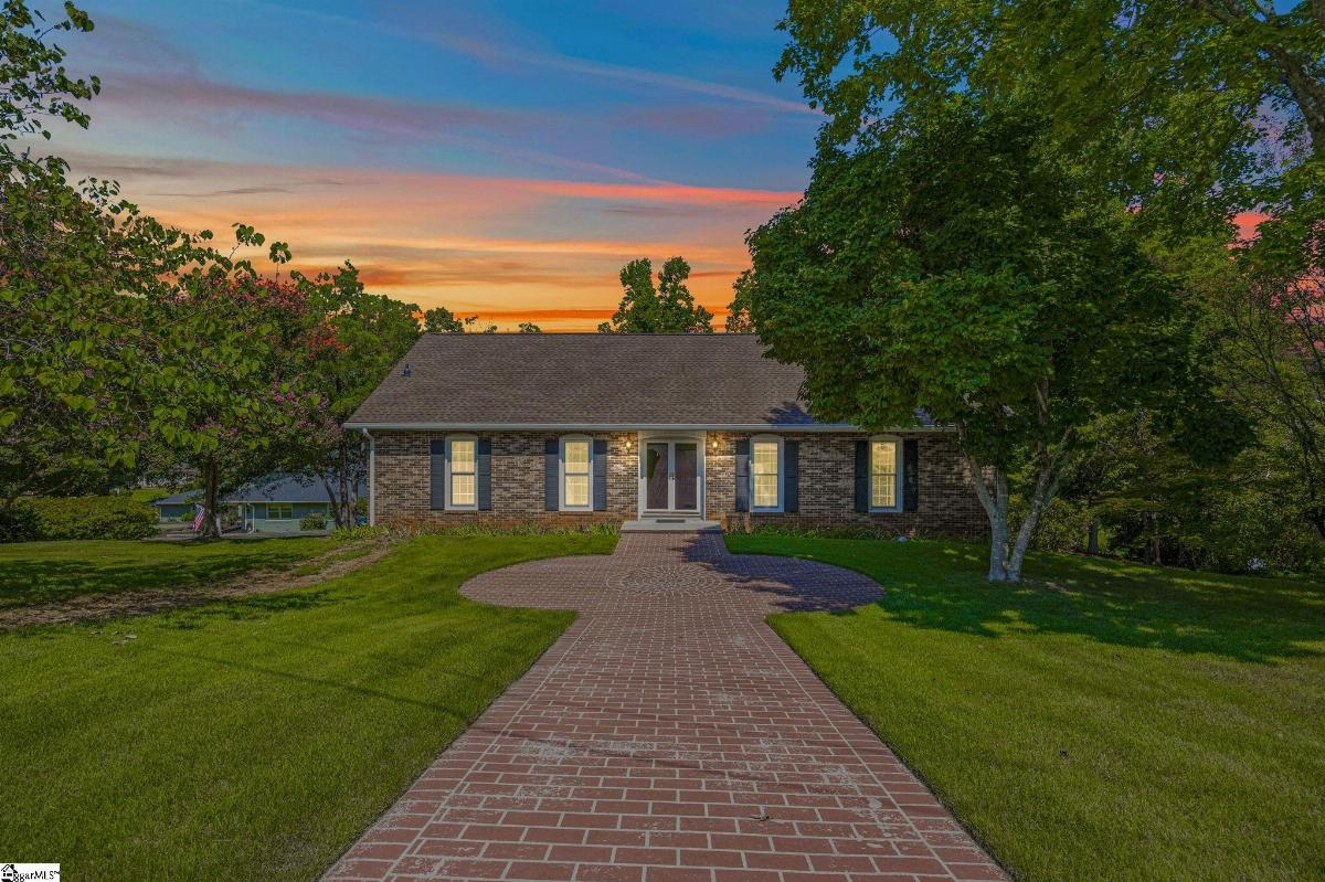106 Whippoorwill Drive