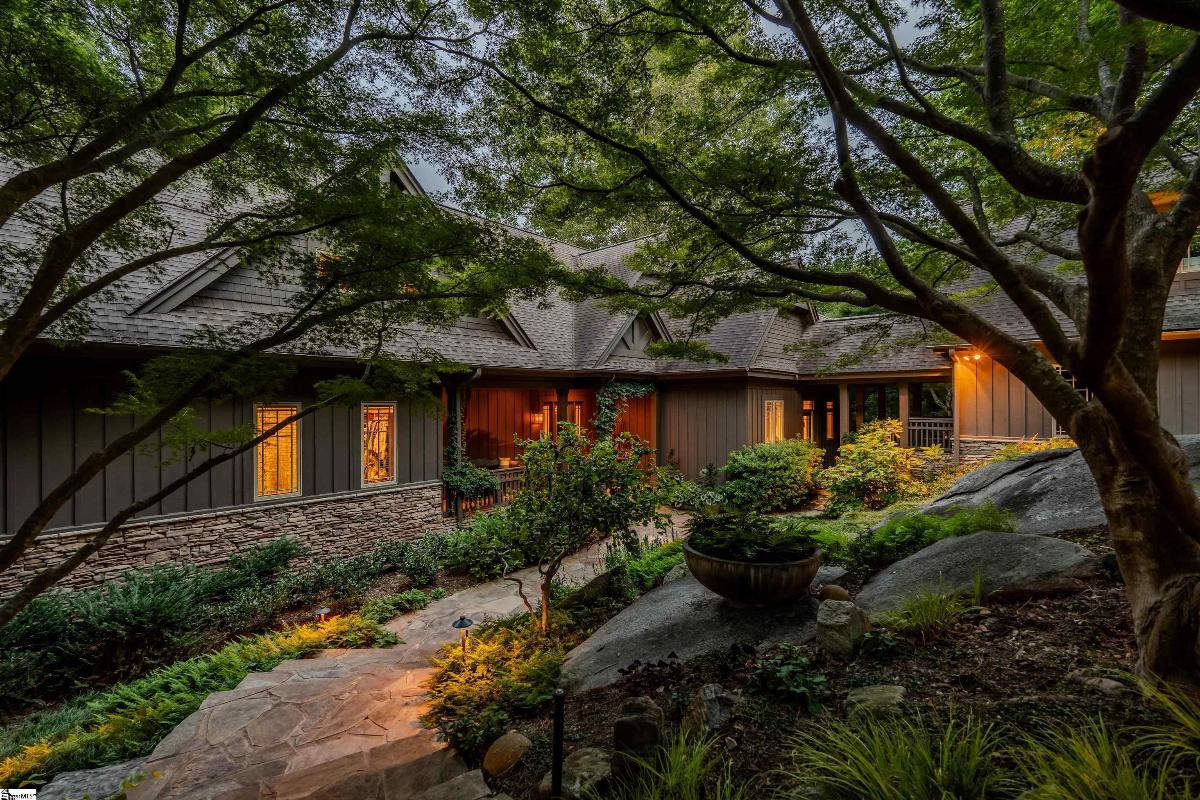 6 Eagle Rock Road