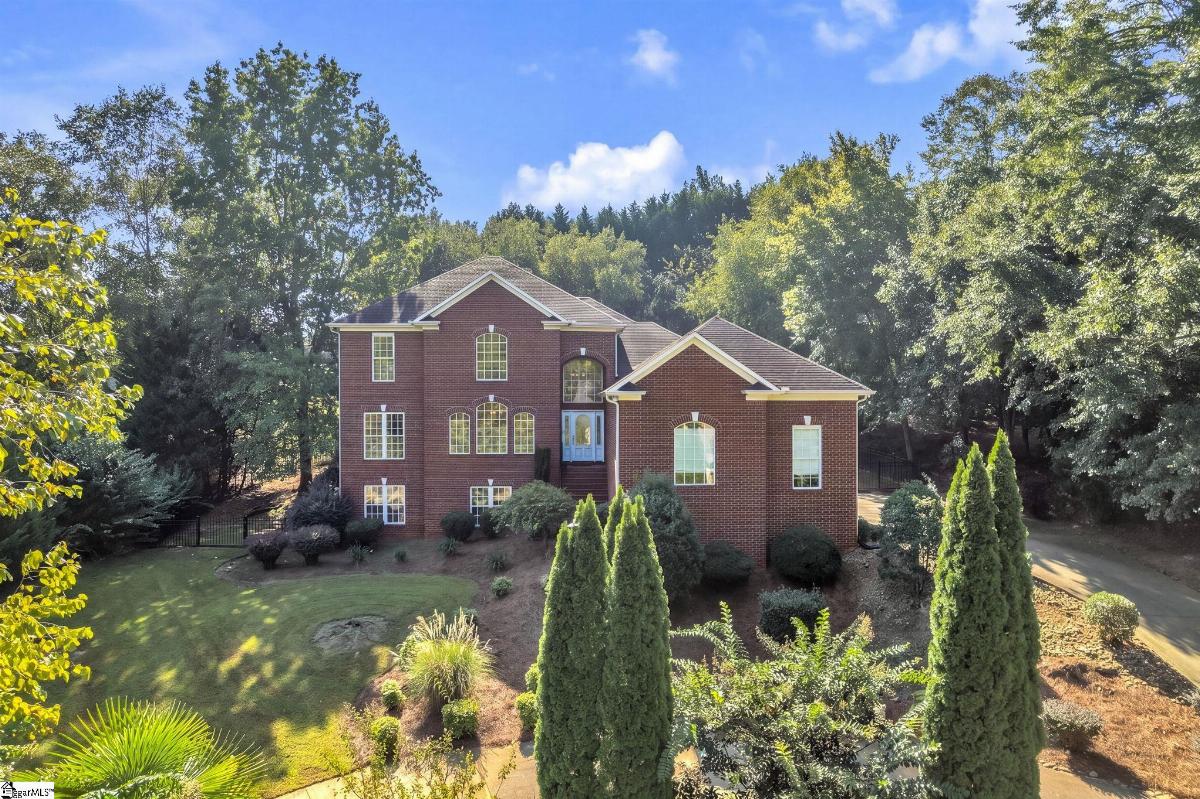643 Mount Vernon Lane