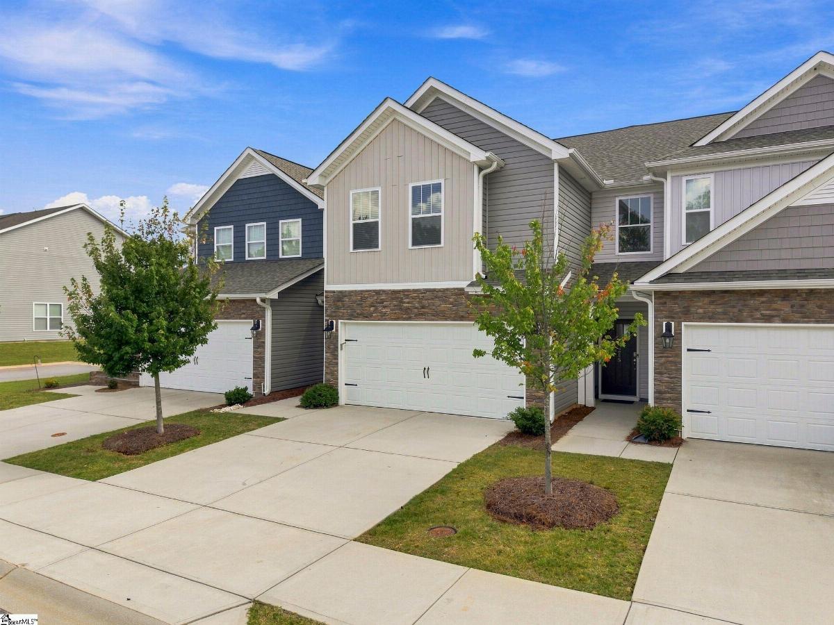 213 Reynard Trail