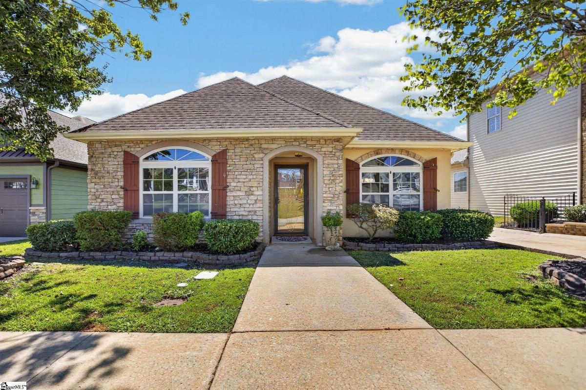 116 Bur Oak Drive