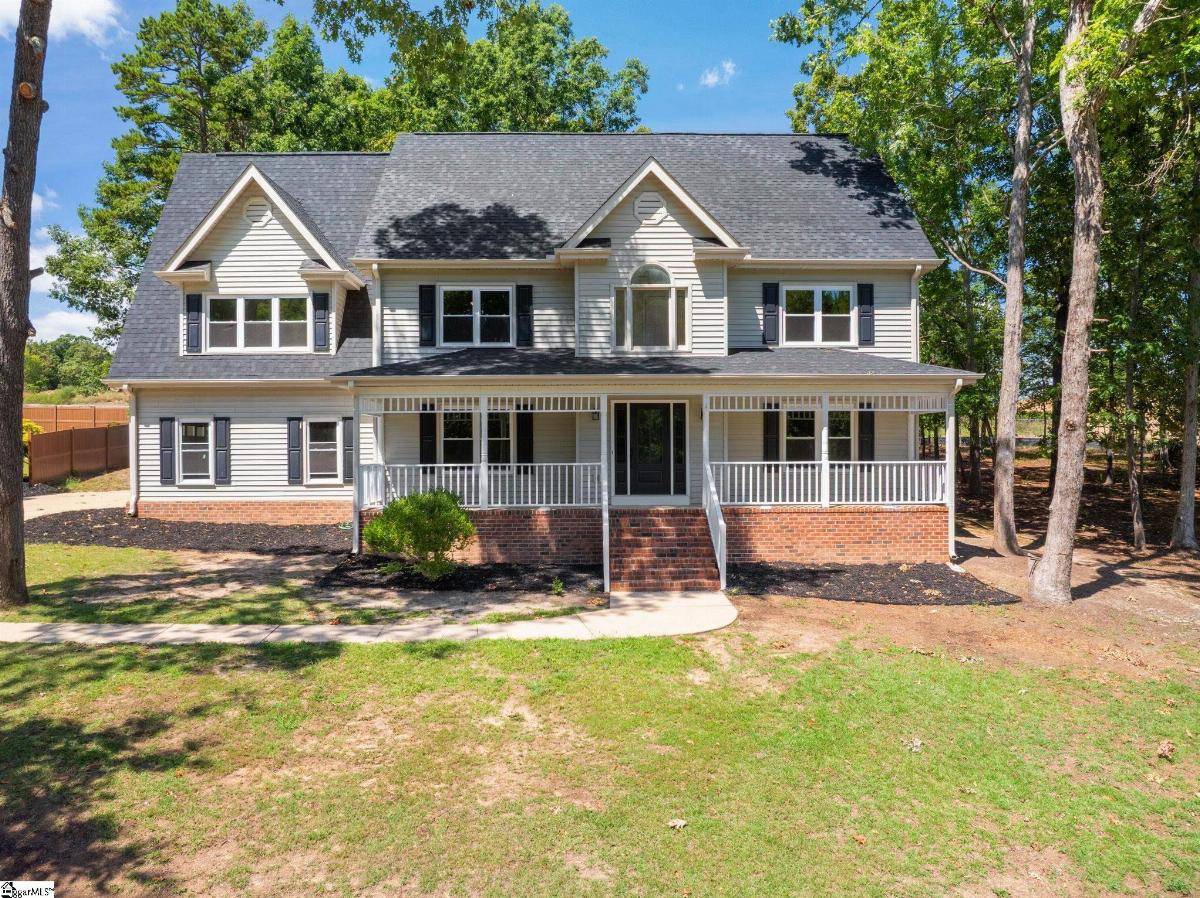 225 E Thistle Lane