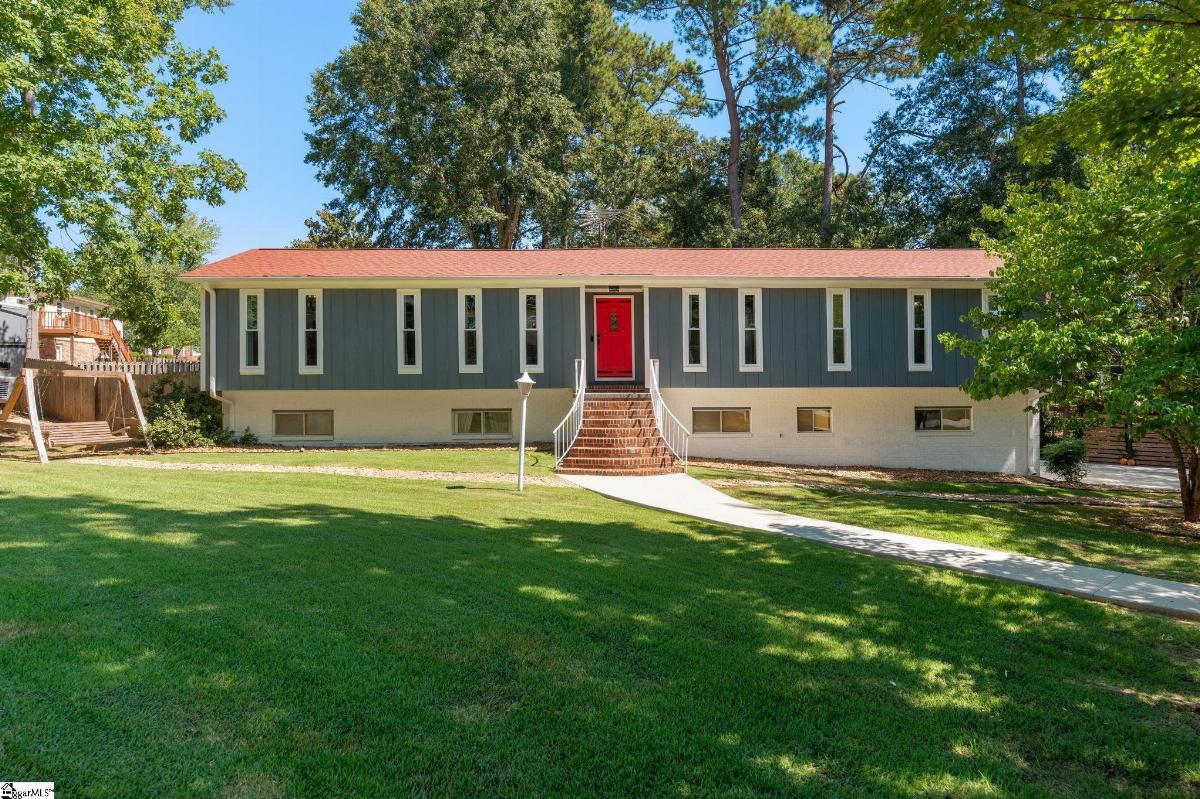 1 Rose Wood Drive