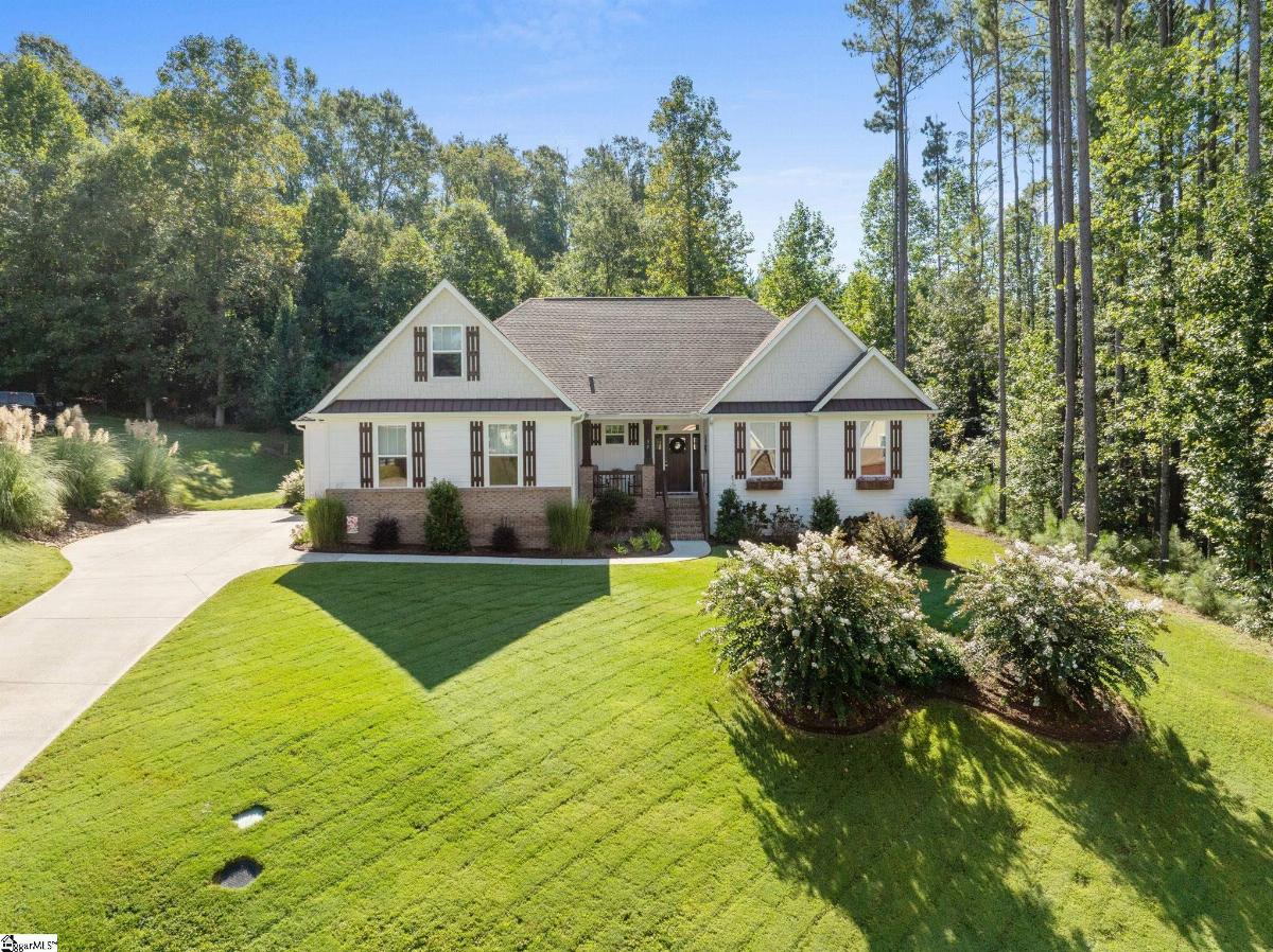 35 Pinerock Drive
