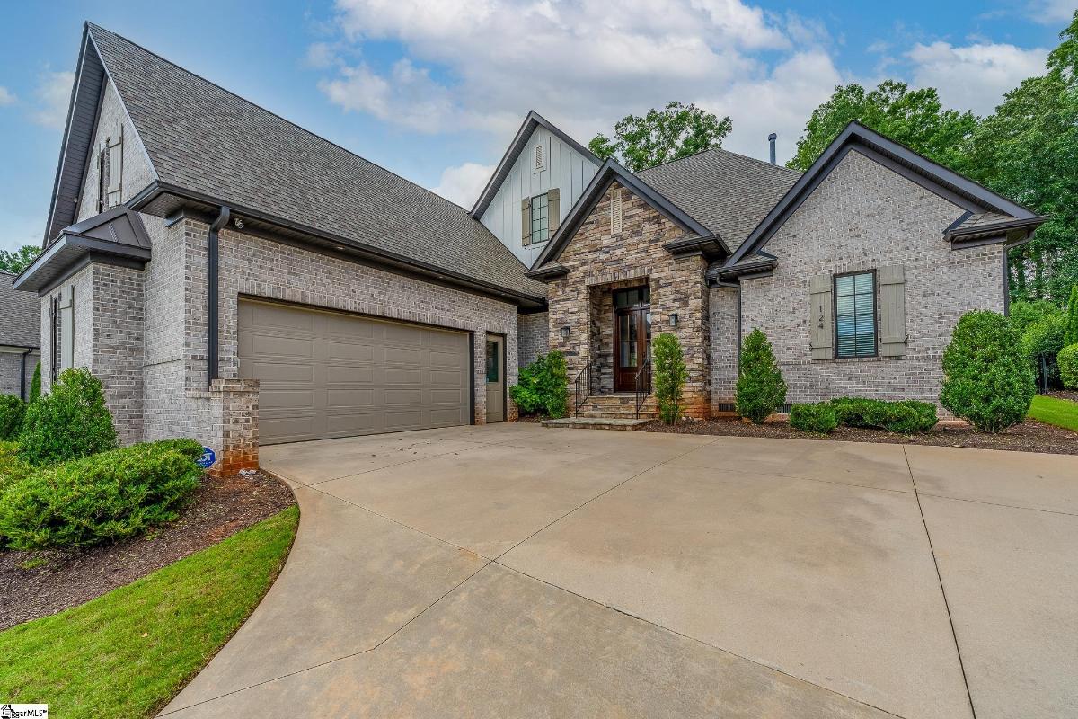124 Chestnut Pond Lane