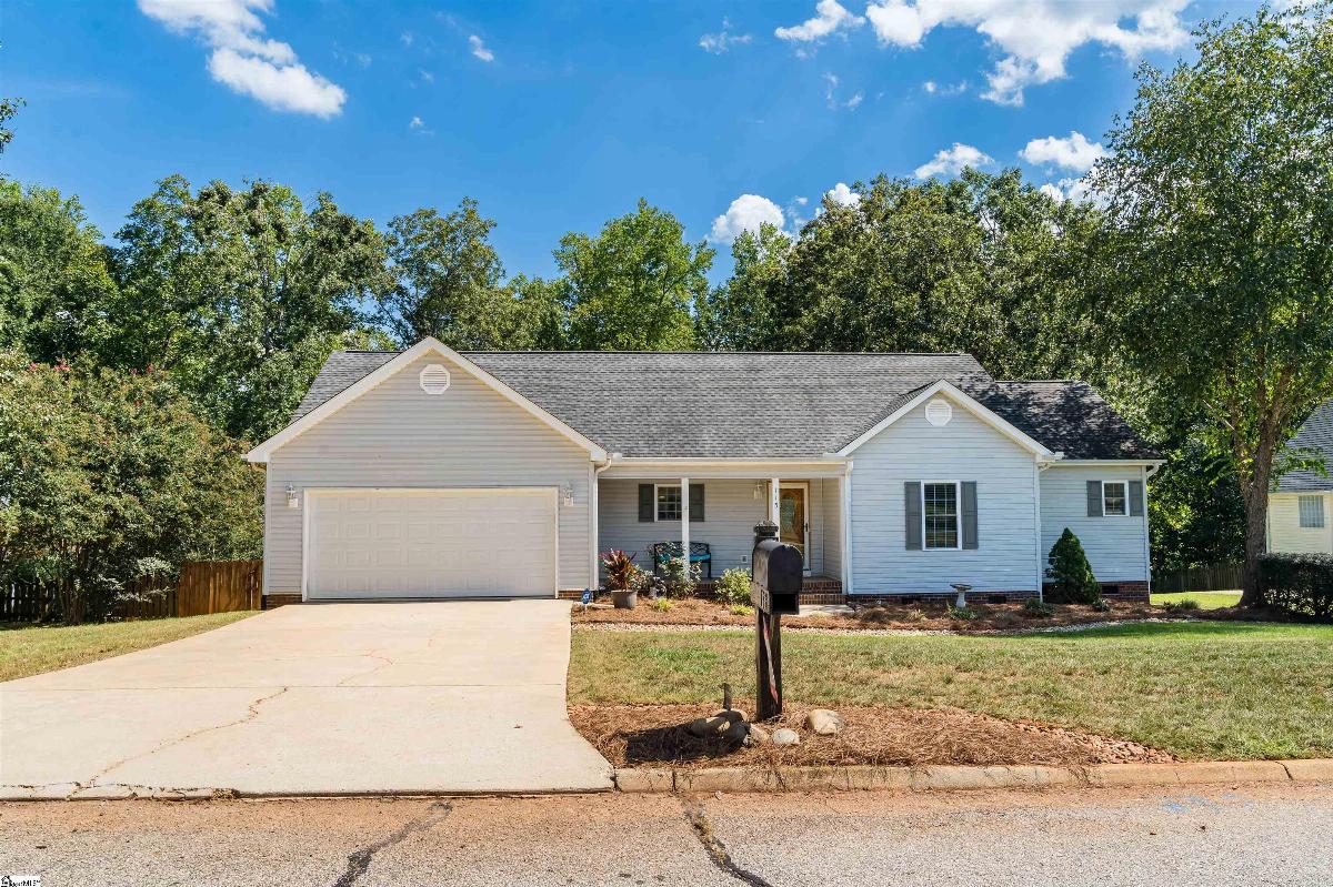 113 Brooke Lee Circle