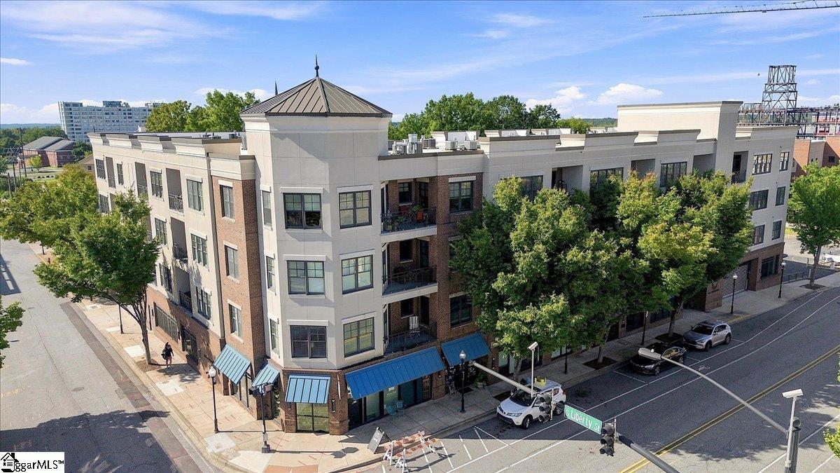 155 E Broad Street
