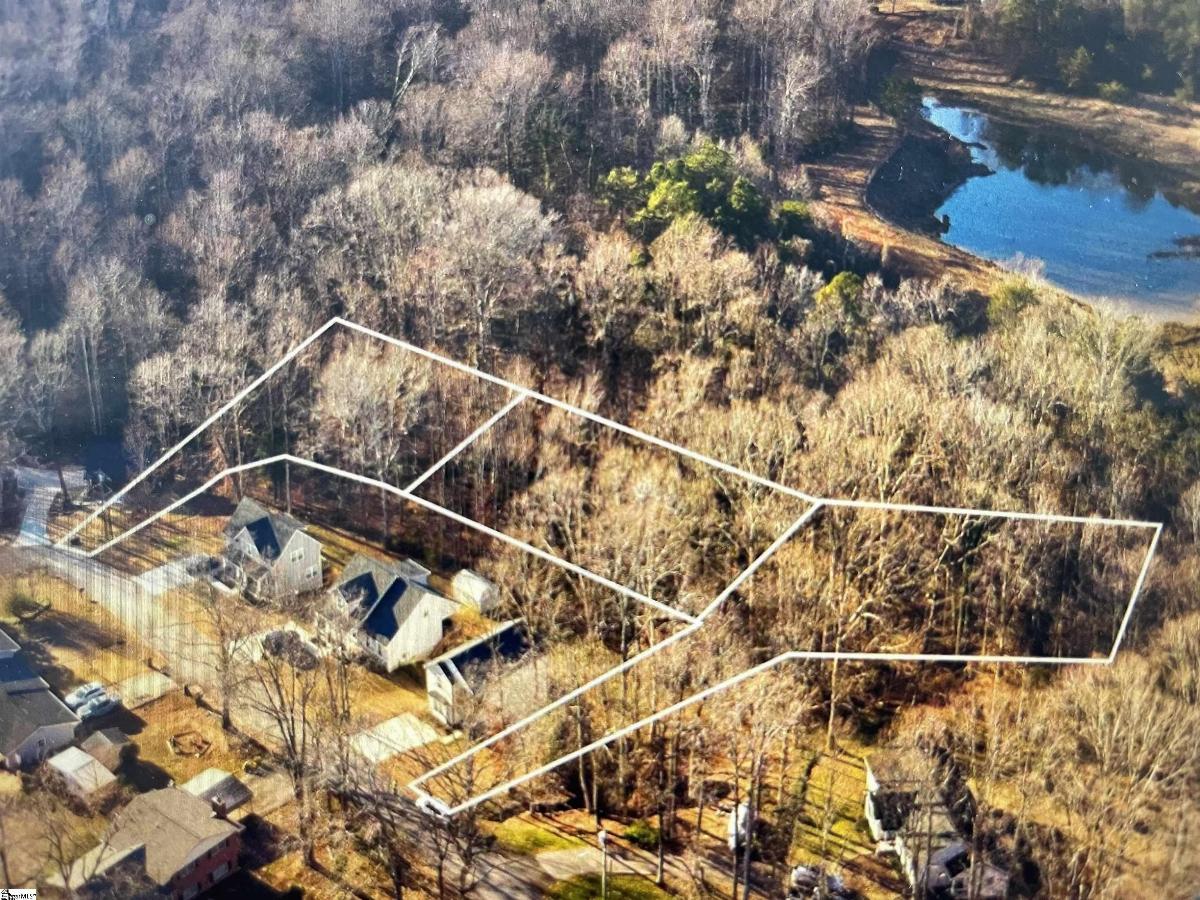 214 & 228 Brookview Circle
