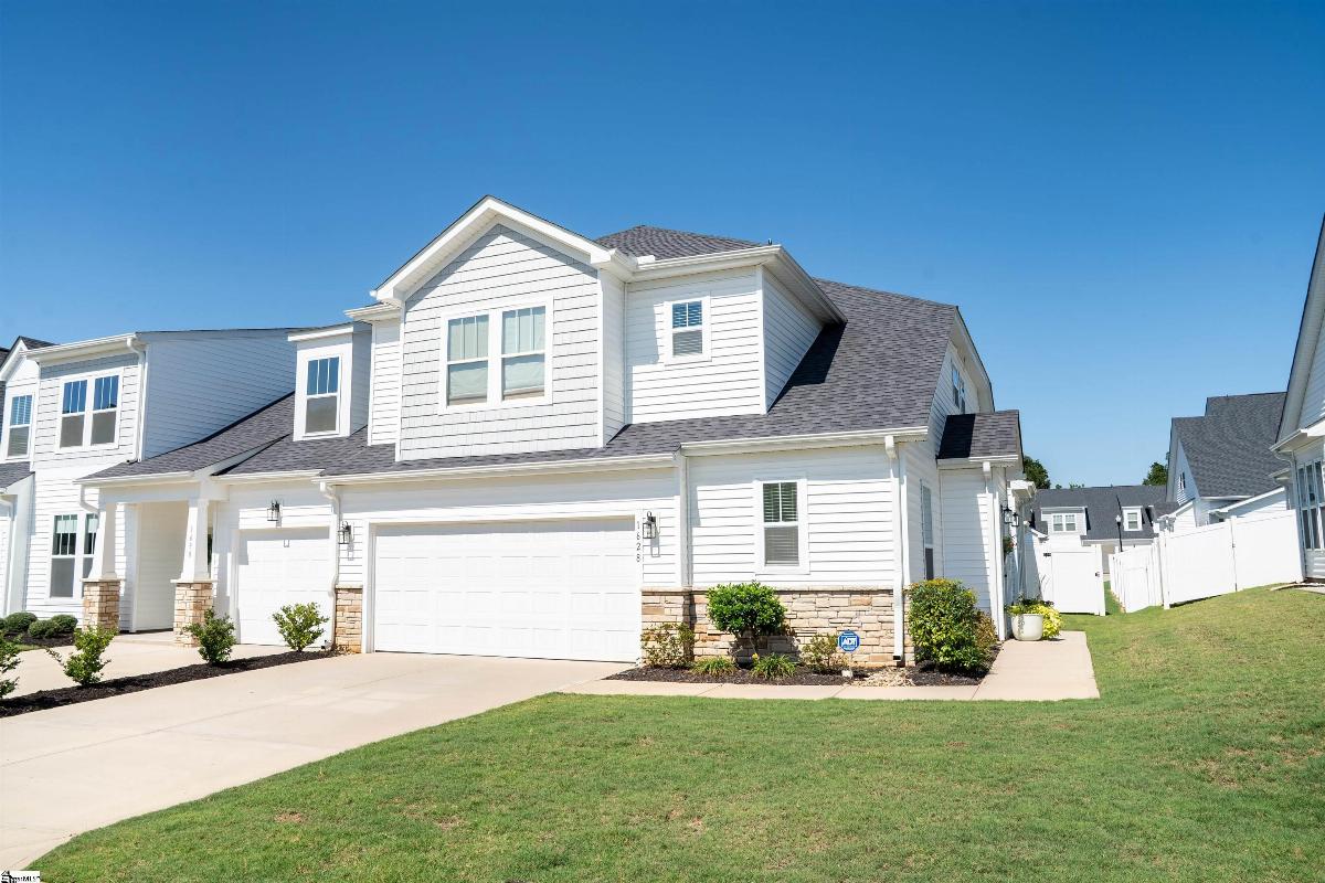 1628 Chelmsford Court