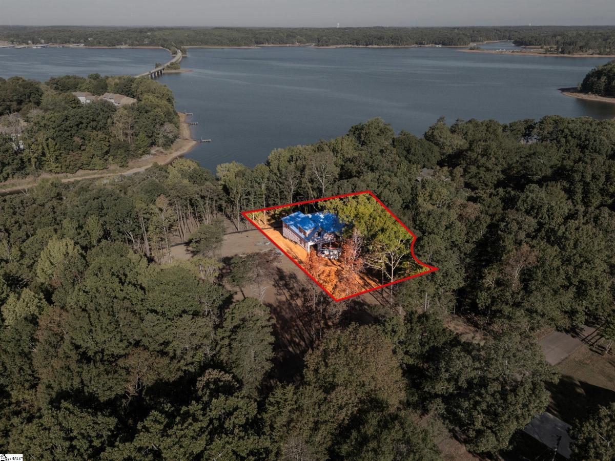 305 Inland Drive