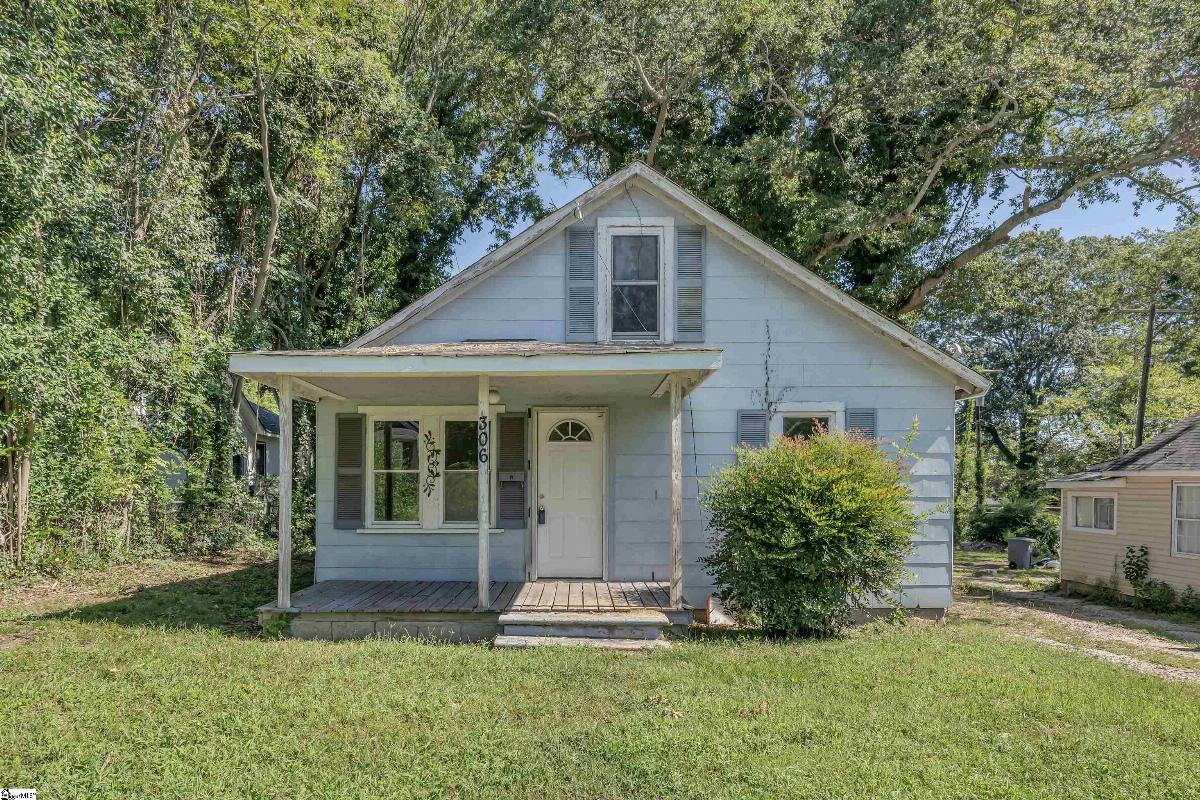 306 Westview Boulevard