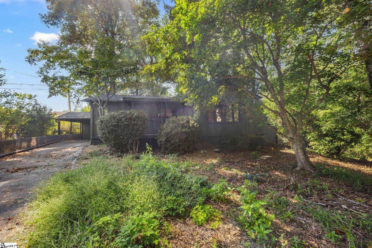 17 Ogden Drive