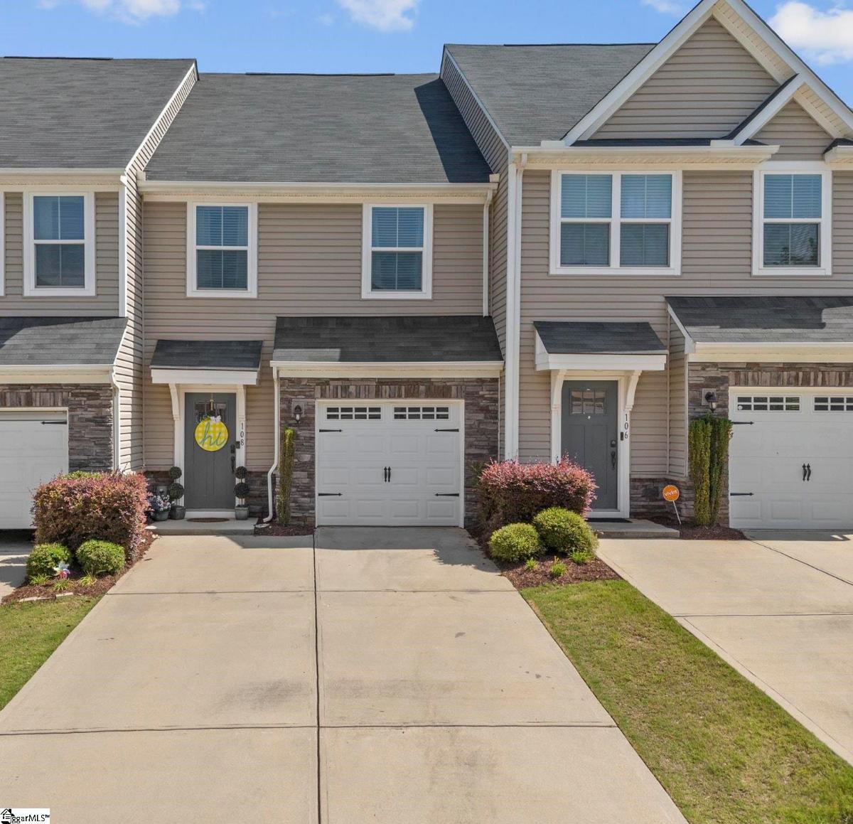 108 Roundtree Drive