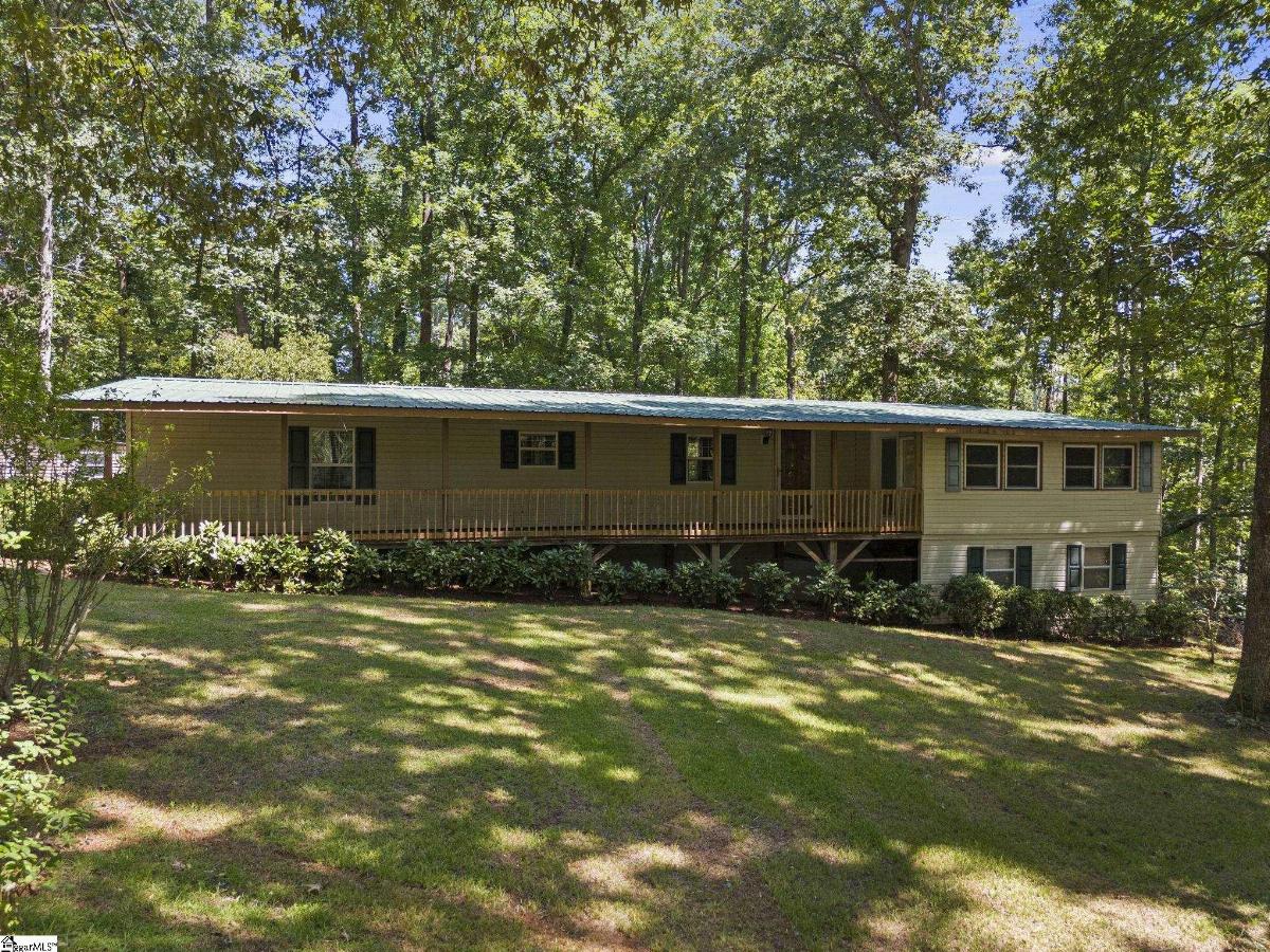 100 BELVUE Road