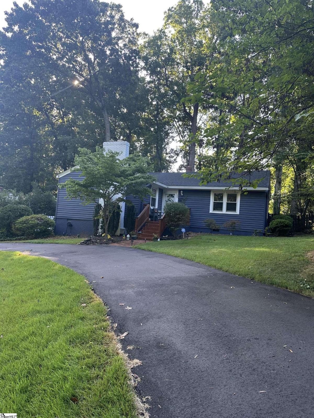 34 Brookside Circle