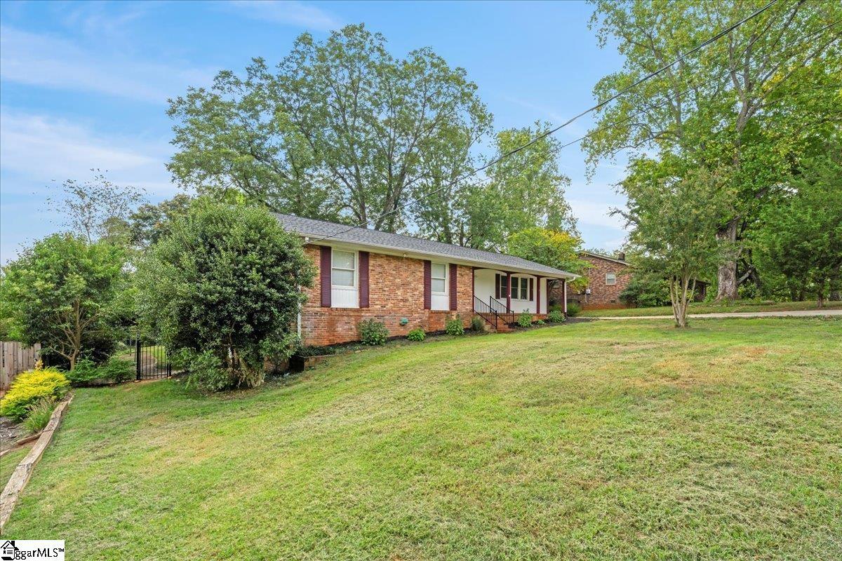 16 Starsdale Circle