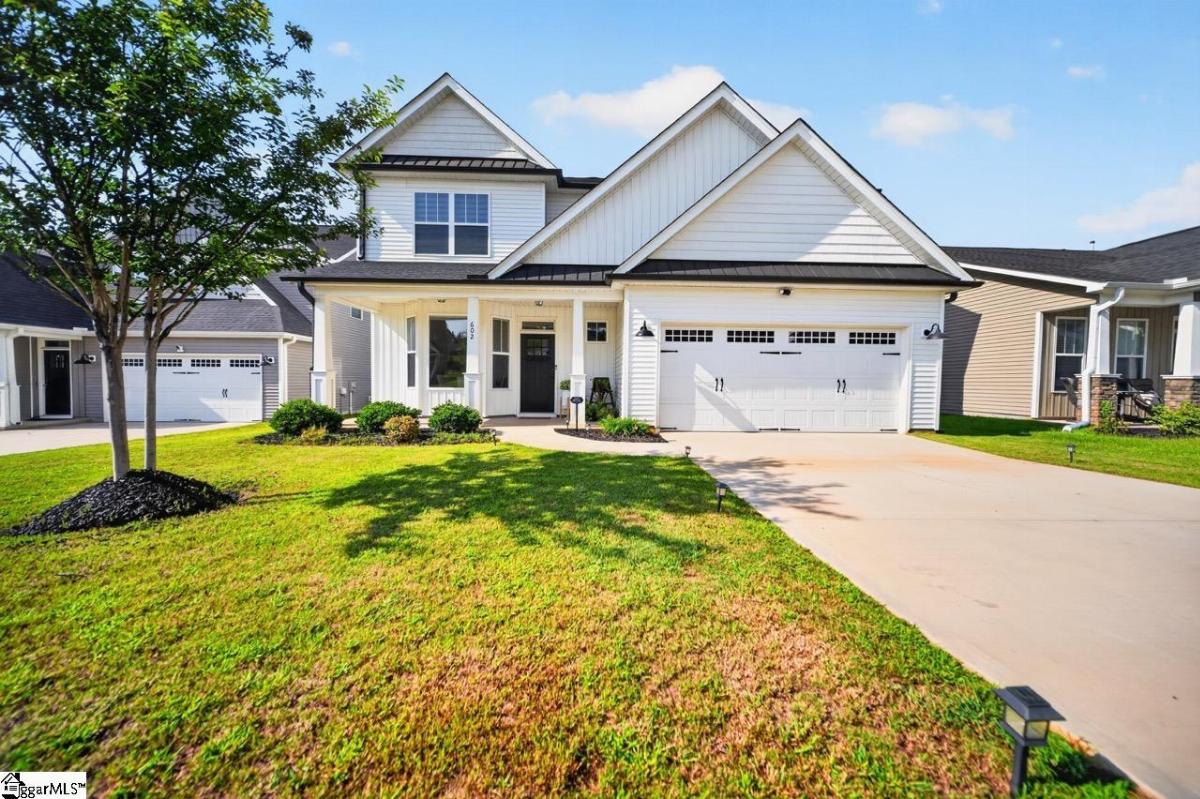 602 River Trace Loop