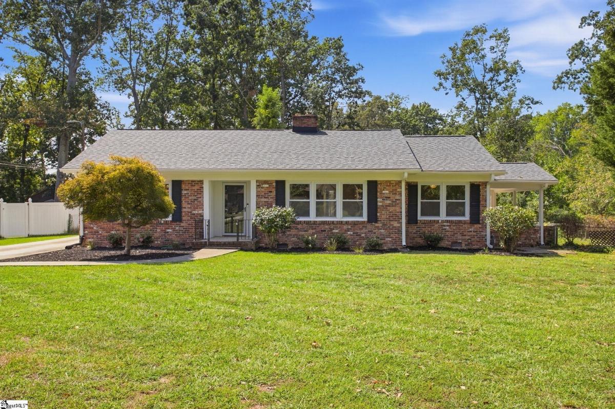 318 ELIZABETH Drive