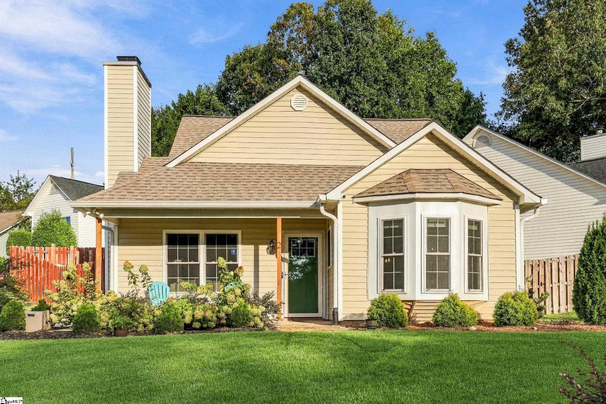 2 Pecan Grove Court