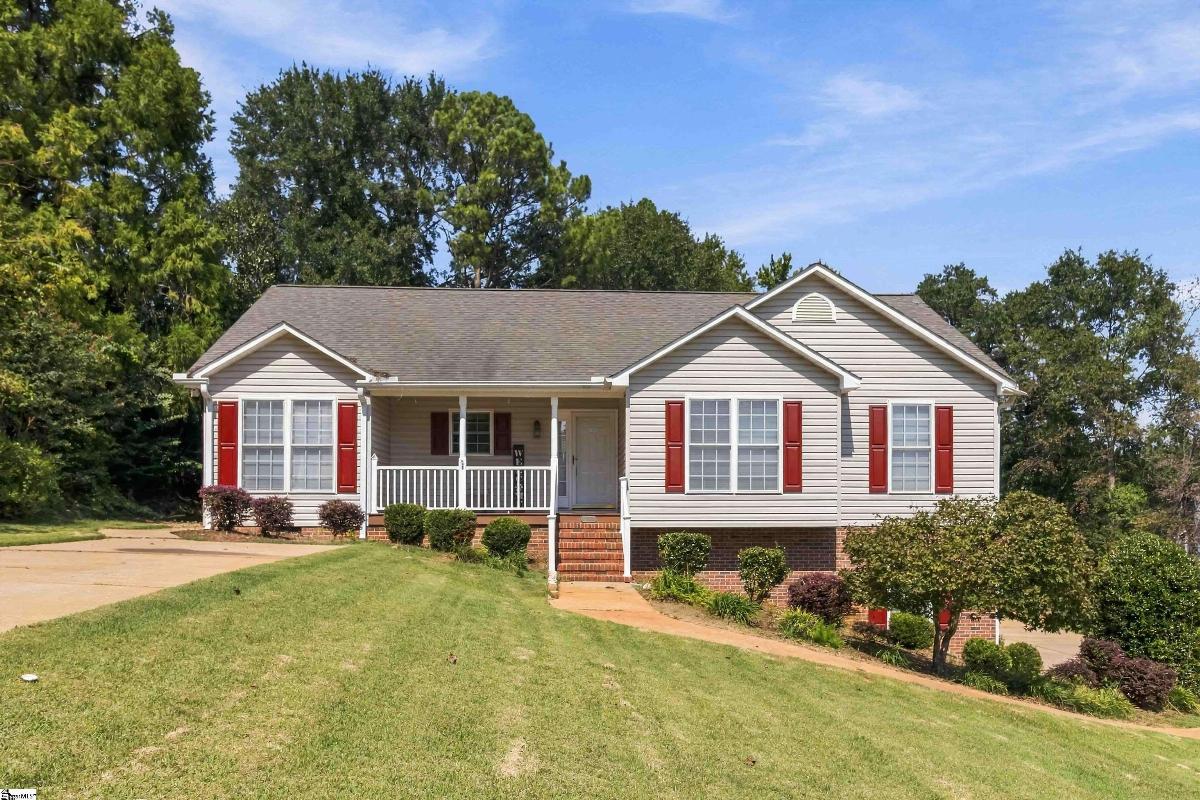 125 Woodcreek Drive