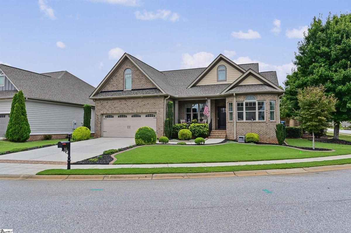 312 Laguna Lane