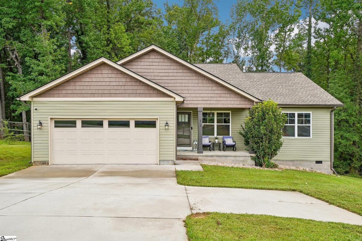 101 Boxwood Lane