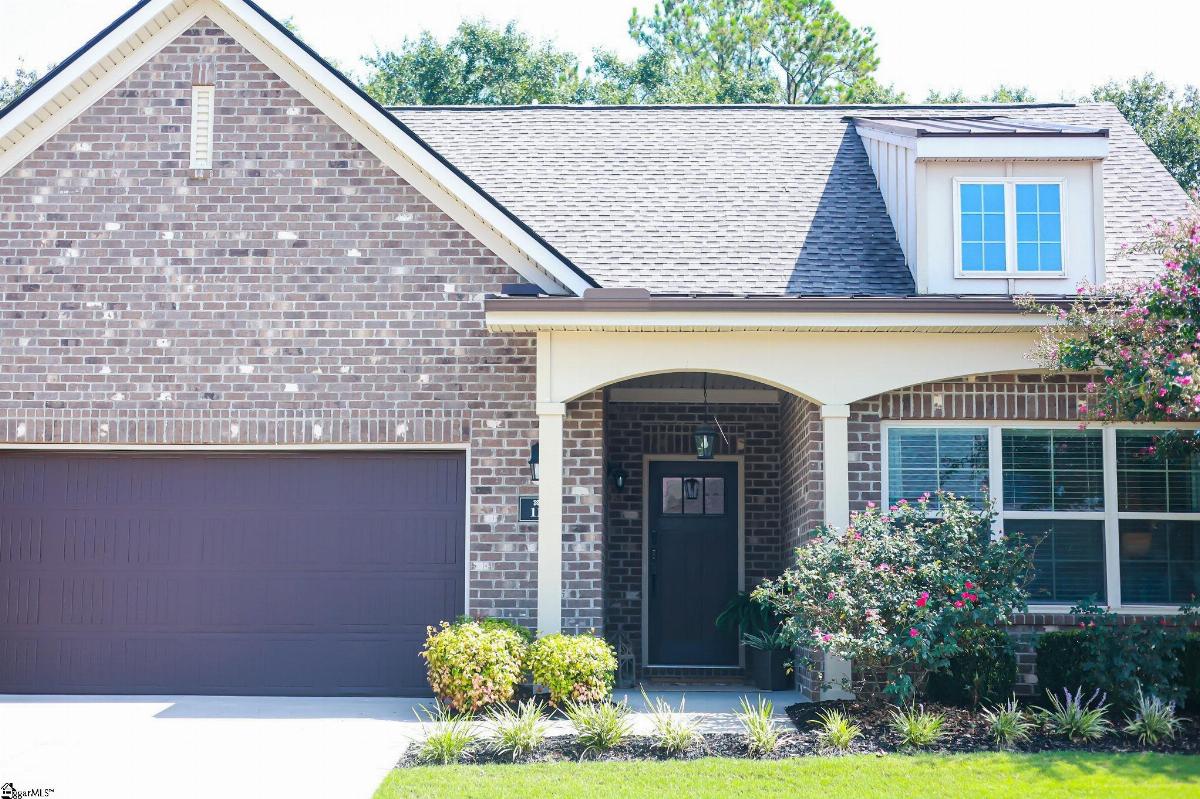 11 Heron Glen Way
