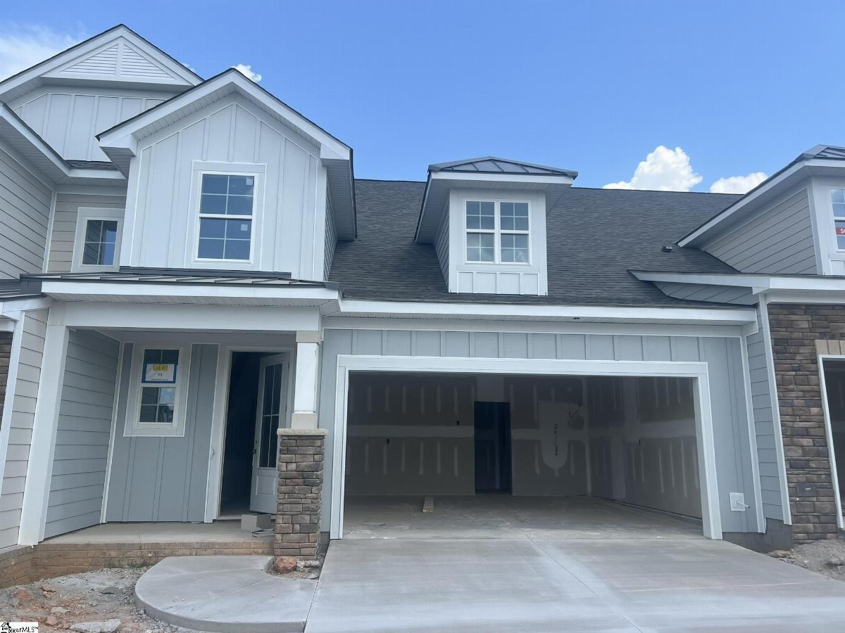 33 Hasbrook Lane