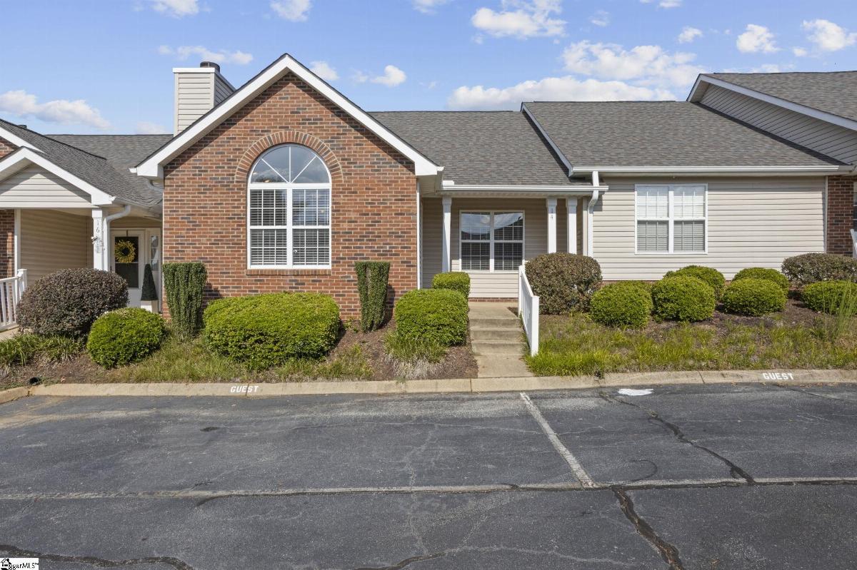 14 Hillside Glen Drive