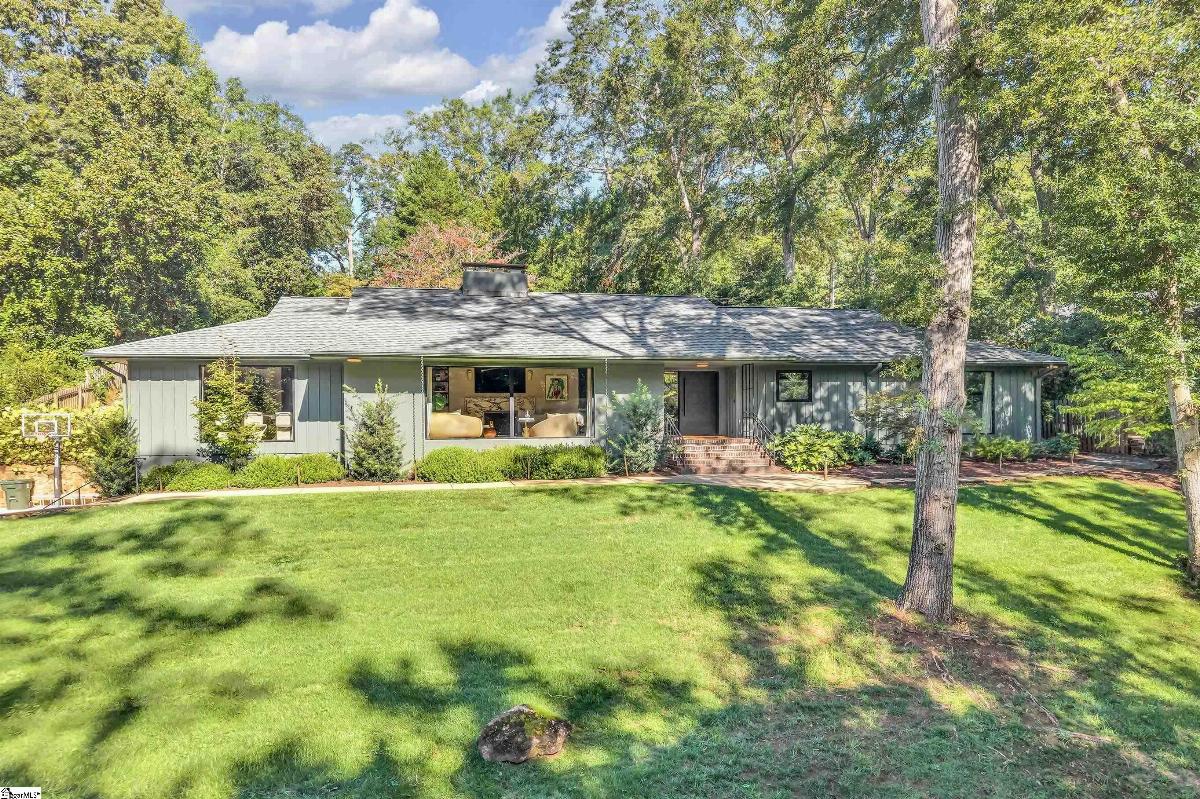 138 Faris Circle