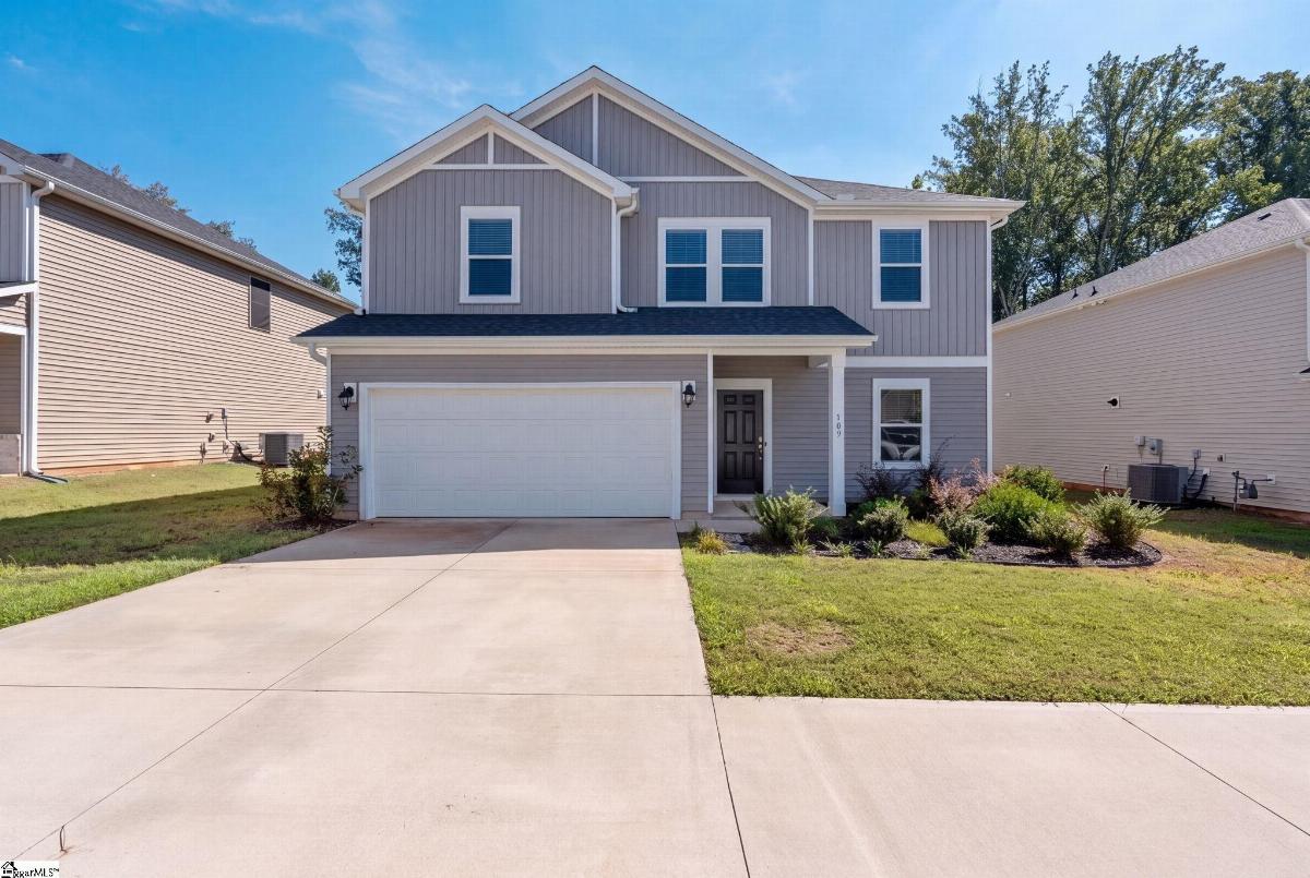 109 Mainsail Way