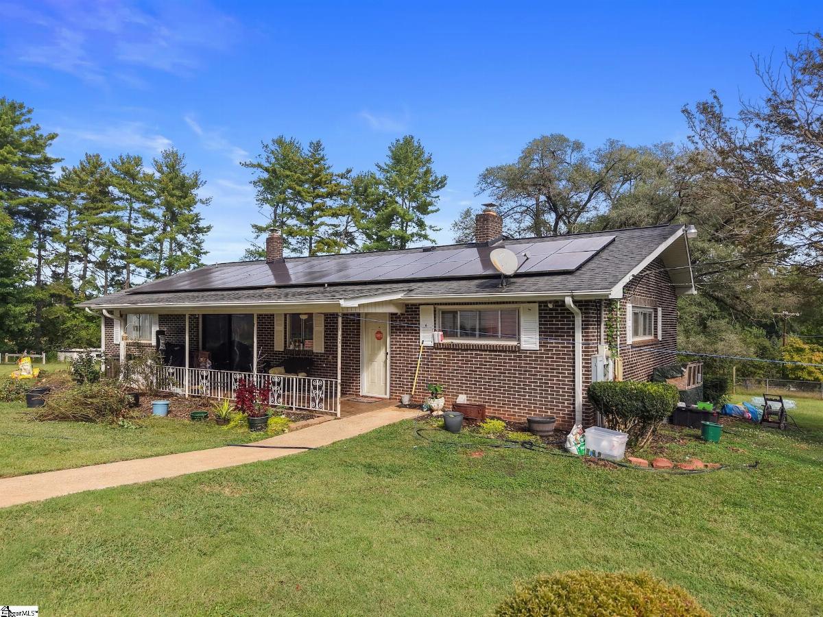 6 Pine Hill Drive