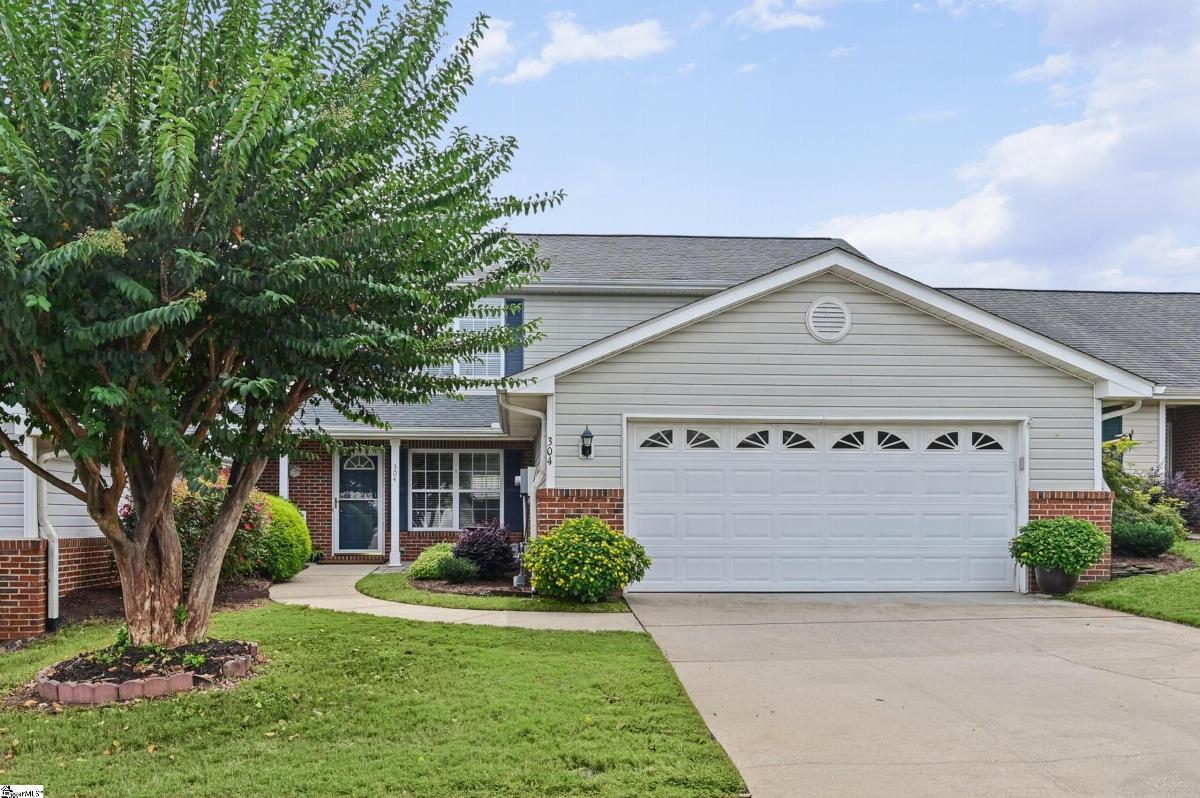304 Crepe Myrtle Way