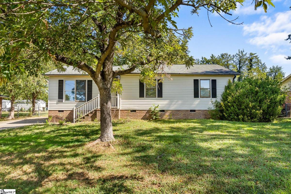 207 Mayfield Road